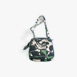 Vera Bradley Stylish Quilted Shoulder Bag - Green and Cream